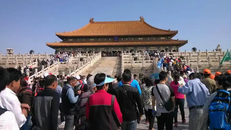 出去旅游团费可以很便宜,为什么唯独购物要那么贵?