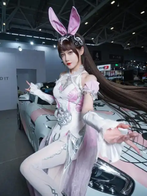 露儿大魔王cos的小舞来了大方秀美腿形象比动漫还好看