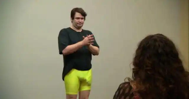 墨西哥男子拥有世界上最长丁丁达48厘米医生称其实都是多余皮肤