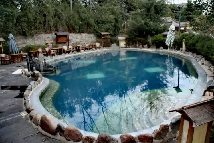 蓝田汤峪泡温泉