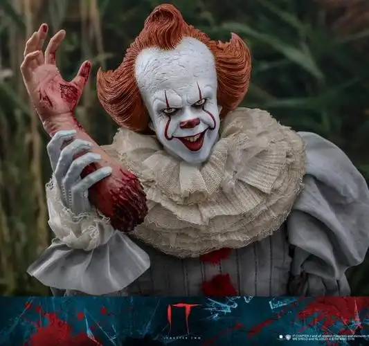 《小丑回魂2》潘尼怀斯1:6比例珍藏人偶惊悚满分 胆小者慎入!