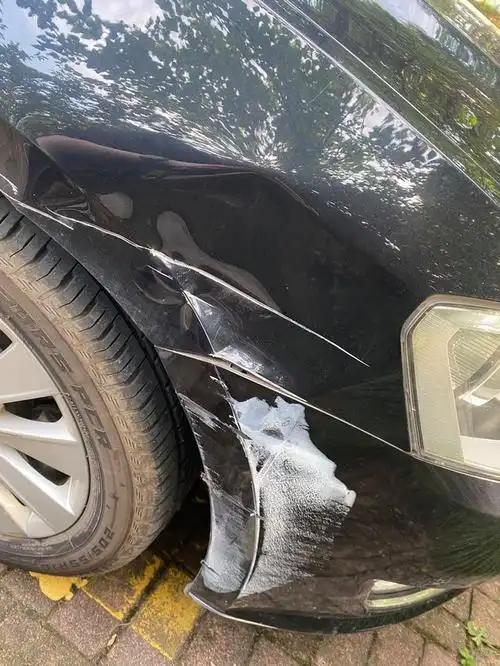 车子刮擦了修复多少钱