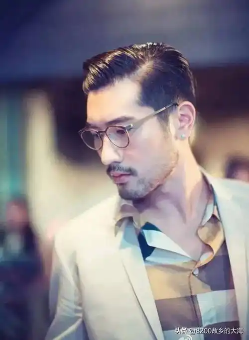 心中的焦俊艳高以翔,温暖自己年轻的心,做着甜蜜的梦_表演_爱情_毕业