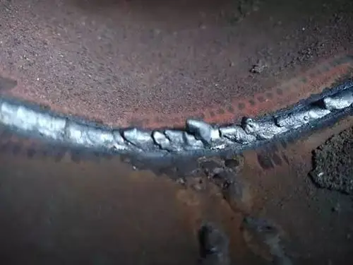 洛阳吉力电焊学校:不会电焊也要知道的焊接缺陷,最全焊接缺陷及防治