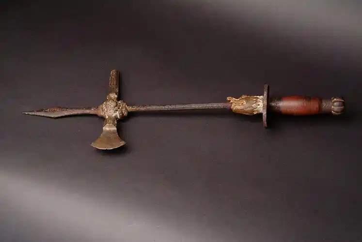 古代名将钟爱,位列冷兵器第4,戟在古中国和古欧洲有何不同?