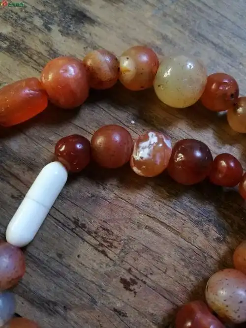 辽代玛瑙珠,1.2万