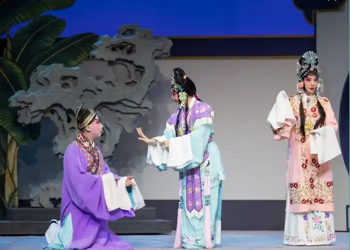 京剧《西厢记》:薪火赓续让经典焕发新光彩_北京日报rss订阅