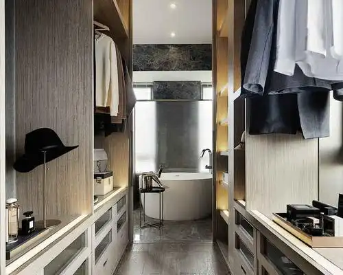 厕所一半改衣帽间摆放衣柜好不好主卫干区衣帽间和马桶淋浴隔断效果图