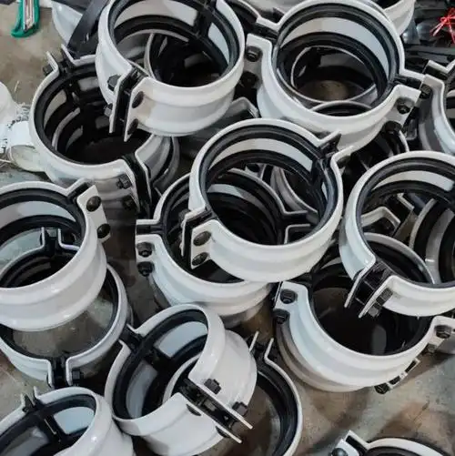 水管漏水抢修镀锌水管堵漏抱箍