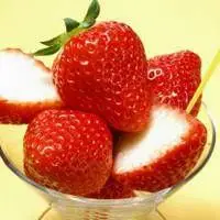 草莓唯美卡通图片_微信头像图片大全