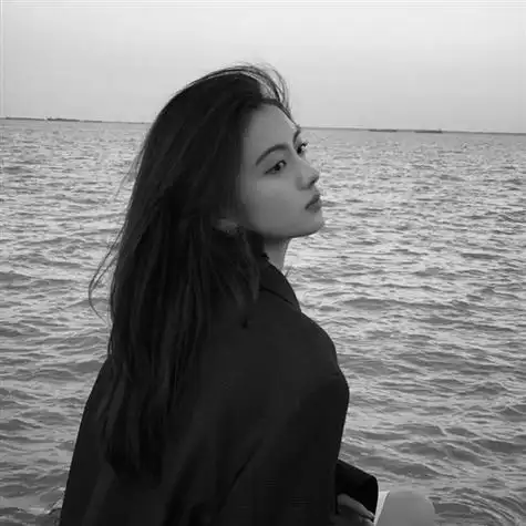 高清黑白女头像高冷