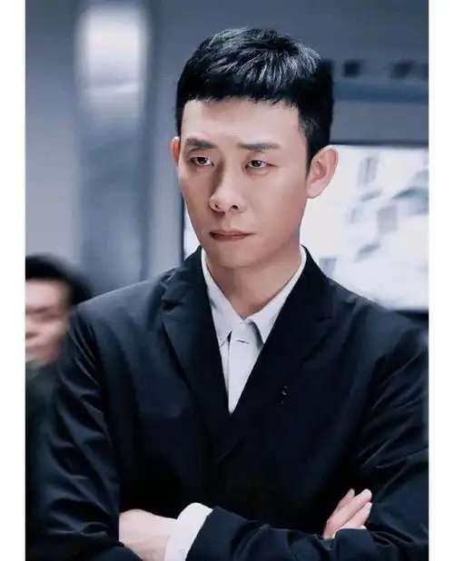 同样是叔圈男神把王阳于和伟张译放到一起差距就出来了