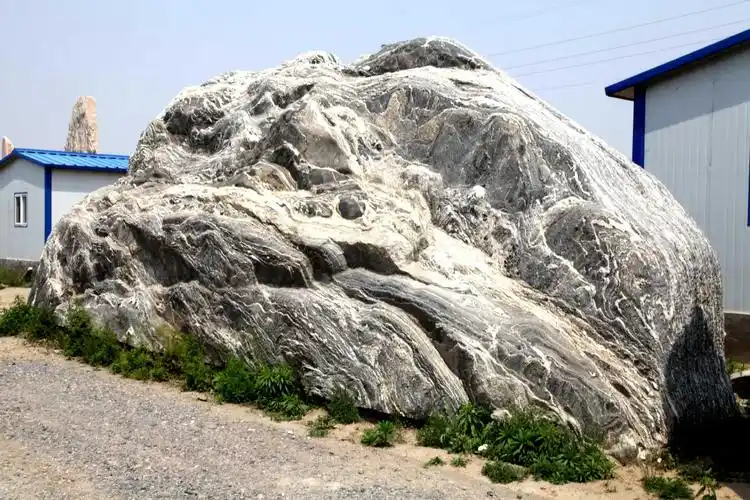 【降价出售】风景如画的泰山石 园林景石