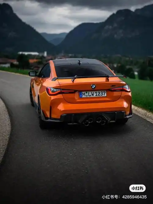 宝马m450周年限定