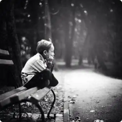 孤独男生的动漫头像