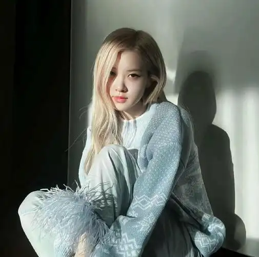 ros朴彩英头像 #朴彩英# #rose朴彩英# #头像# #头像分享