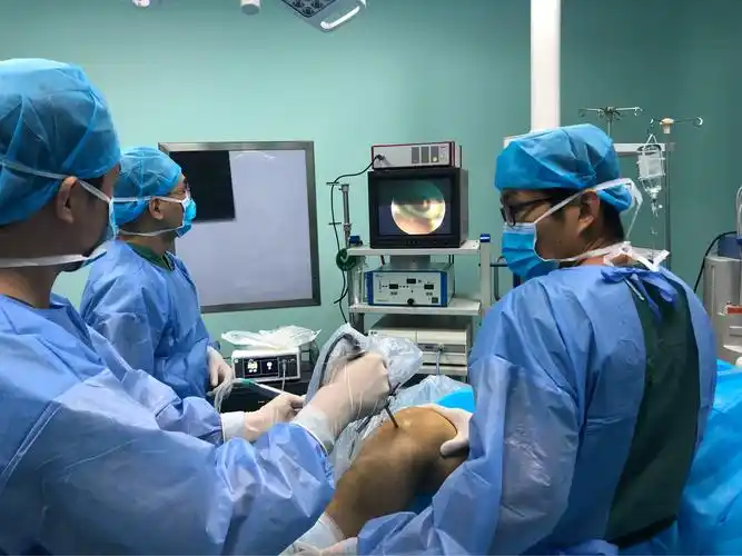 大荔县医院骨科4名医生可熟练完成关节镜手术