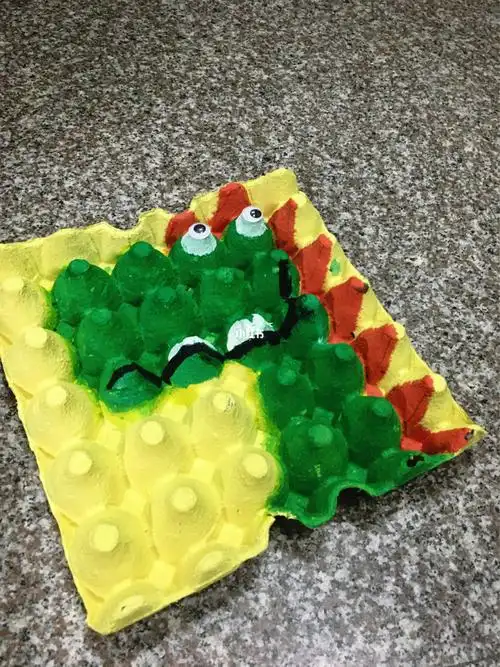 93鸡蛋托创意画_创意画_儿童画_颜料_创意儿童画_母婴_早教