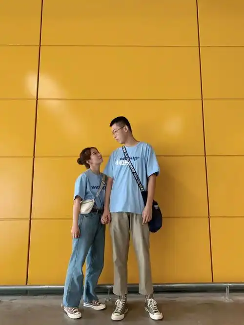 在宜家货架不麻烦别人也可以拍出想要的情侣照耶记155和187的恋爱日常