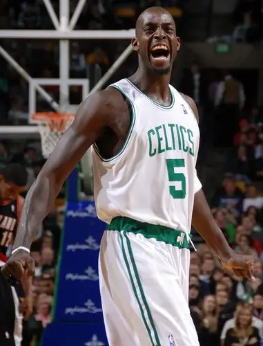 nba咆哮帝加内特职业生涯咆哮装备集锦_高清图集_新浪网