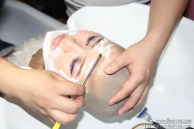 芳飞前沿美发网