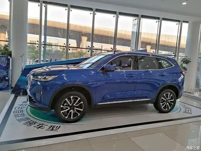 最终还是选择性价比高的第三代爱车哈弗h6!