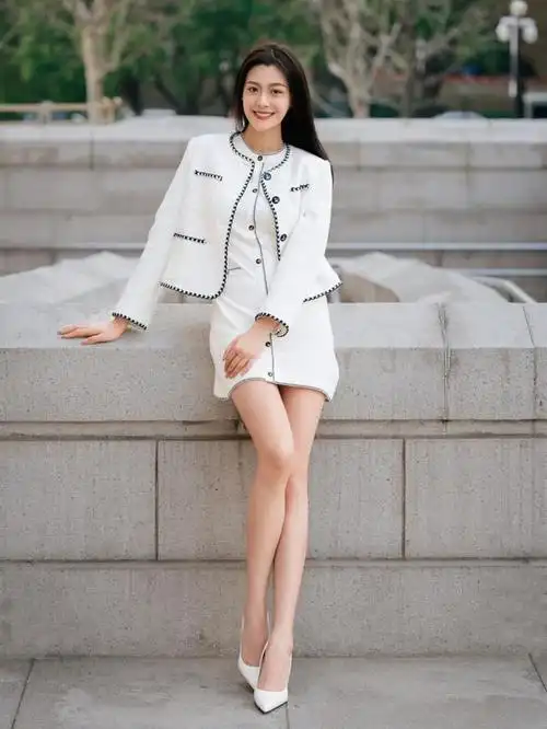 全身照怎么拍,9个拍照姿势,轻松拍出又高又瘦好看照片