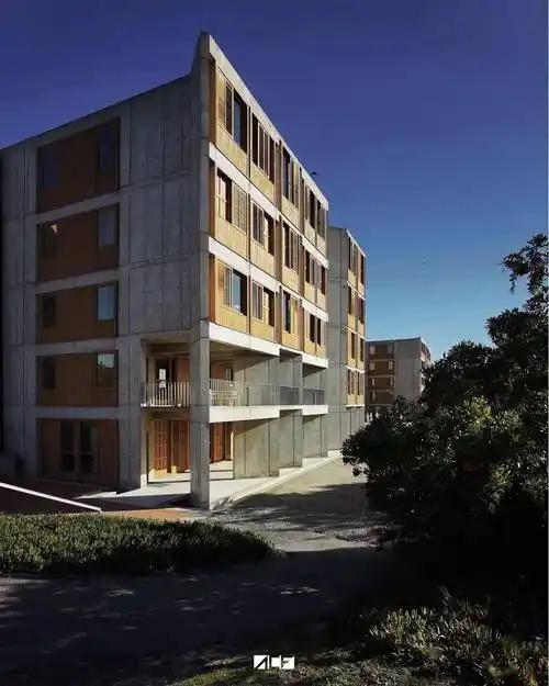 萨尔克生物研究所的一天:致敬路易斯康_建筑