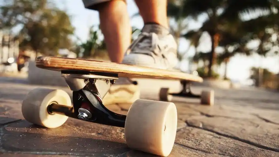 描述: 滑板运动局部-2016运动高清壁纸 当前壁纸尺寸: 1920 x 1080