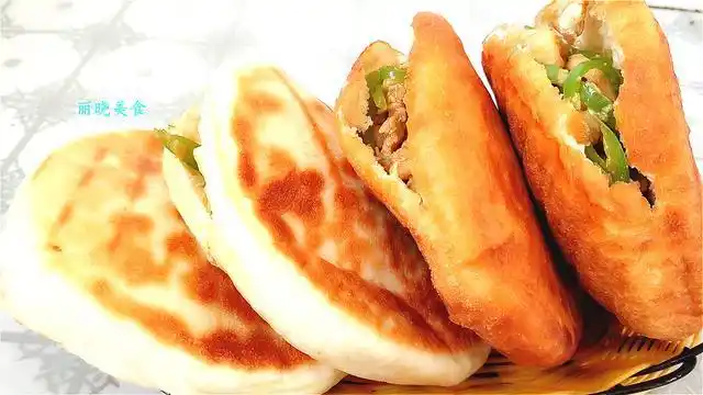 都爱吃的肉夹馍家常做法教程告诉你饼香肉入味好吃到流口水