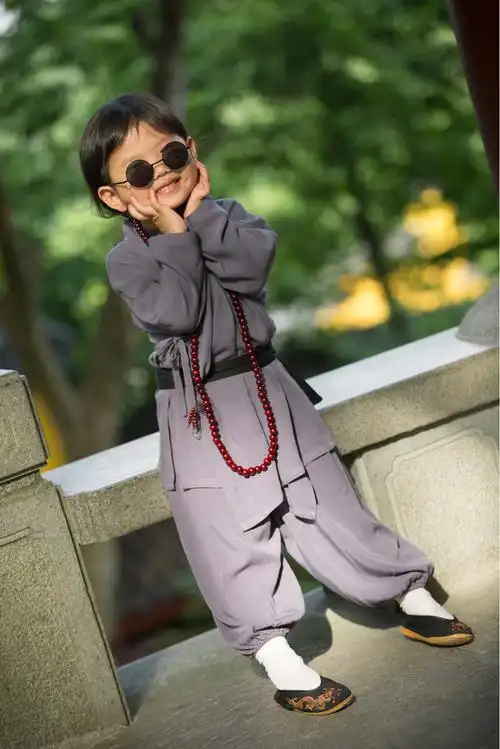 杭州灵隐寺小尼姑一枚!