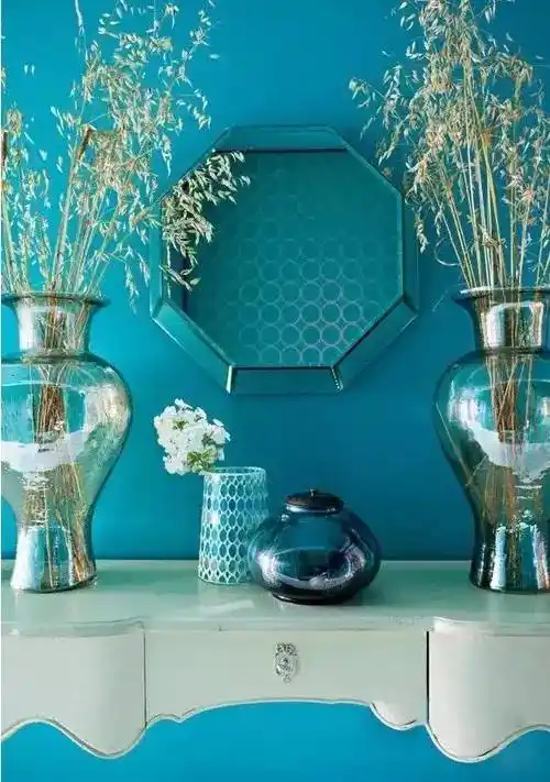 孔雀蓝最佳色彩搭配