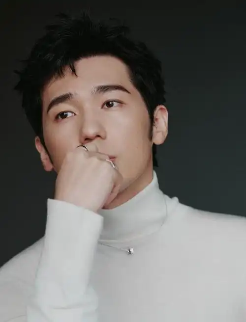 静谧一隅白宇用黑白大片定格下这一瞬间的美好品质与艺术的完美结合