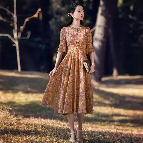 筱姿2019春季新款复古女装五分袖碎花中长裙高腰显瘦连衣裙女