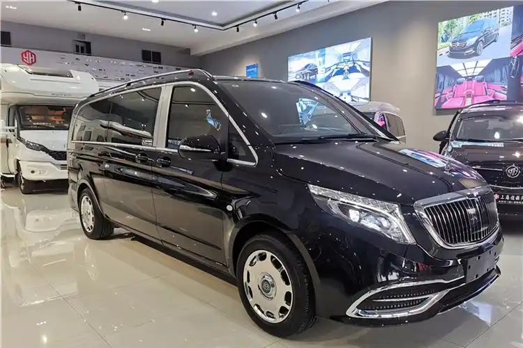 新款奔驰威霆平顶双开门定制版,上海展厅现车实拍