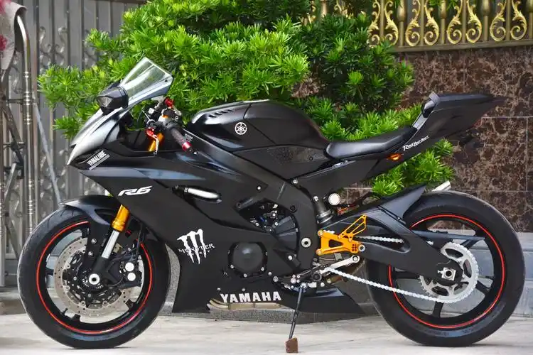 2017年雅马哈yzf-r6黄金排量新款轻量化超跑abs刹车电子辅助快速换挡