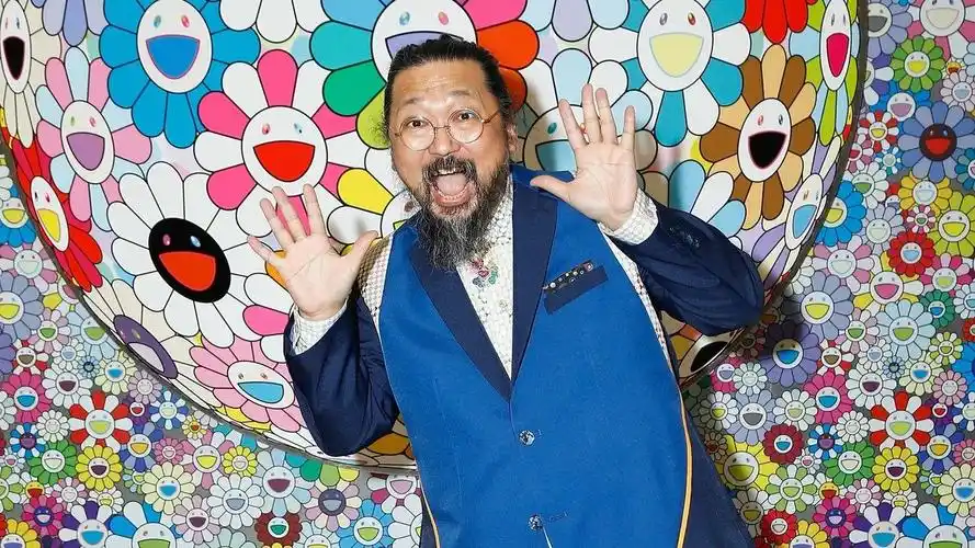 为什么喜欢村上隆的设计?