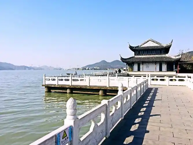 东钱湖之小普陀