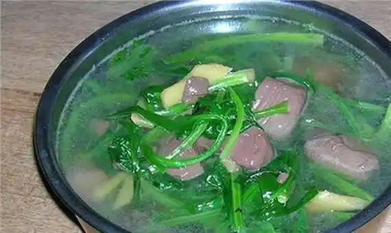 长假过后吃什么瘦身 菠菜猪血汤排毒减肥