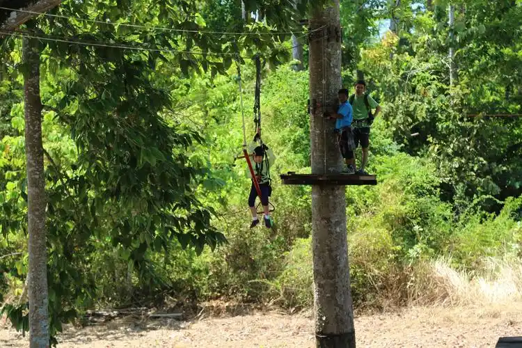 丛林飞跃东莞丛林穿越