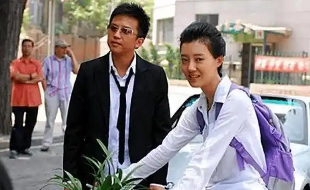 车晓如今的她证明郝蕾没说错前夫被悬赏2160万直播频翻车