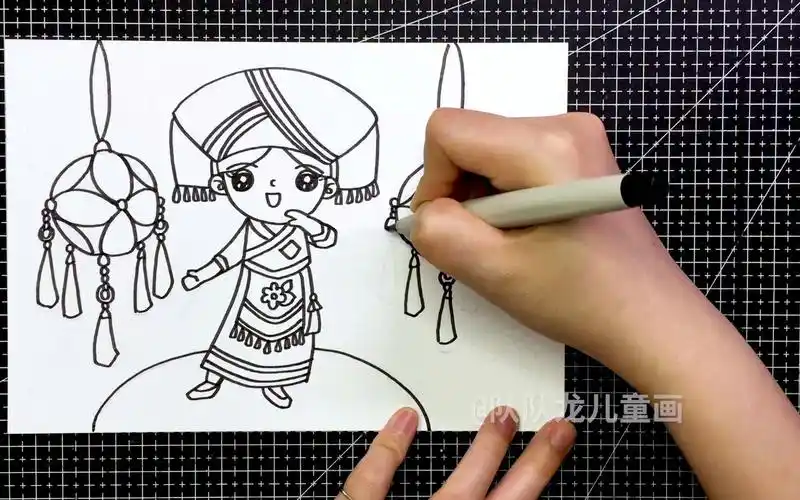 民族儿童画手绘|壮族女孩简笔画1