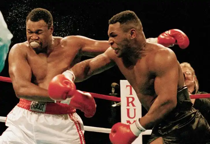 泰森评价李小龙街头打架我能把他击毙