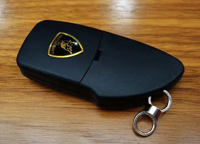 谁知道这个是什么车牌?_百度知道