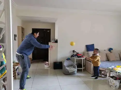 度假区第一幼儿园预防新型冠状病毒微信课——亲子游戏 居家运动