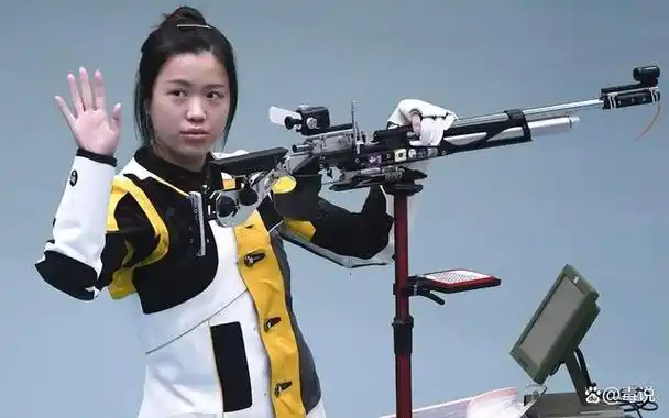 杨倩曾是东京奥运冠军却无缘巴黎奥运她经历了什么