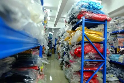 广州品牌童装库存折扣货源性价比之比较