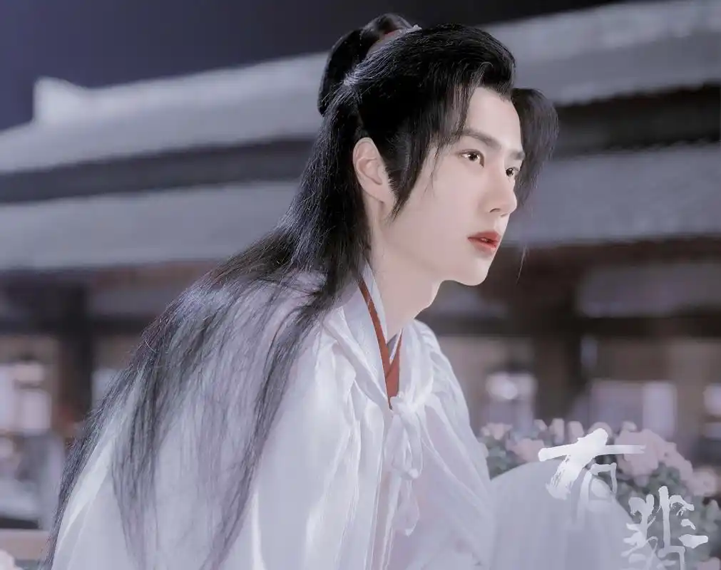 王一博有翡谢允角色新剧照每一张图片都有一个故事