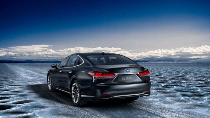 重新定义旗舰轿车标准 2018雷克萨斯ls 500h 极致日系