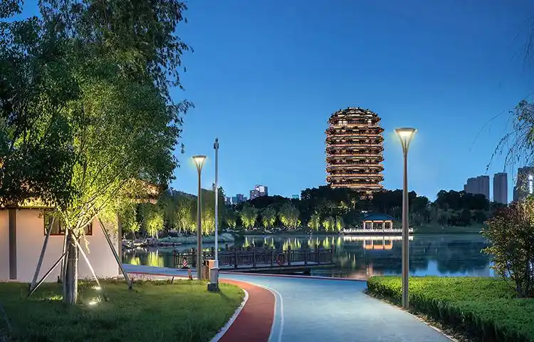 智慧型太阳能景观灯在城市园林景观照明设计中的作用